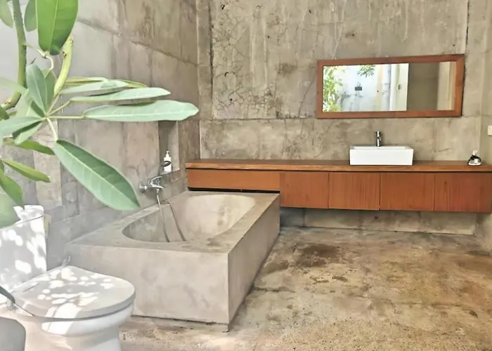 Large 3br With Pool & Wi-fi *