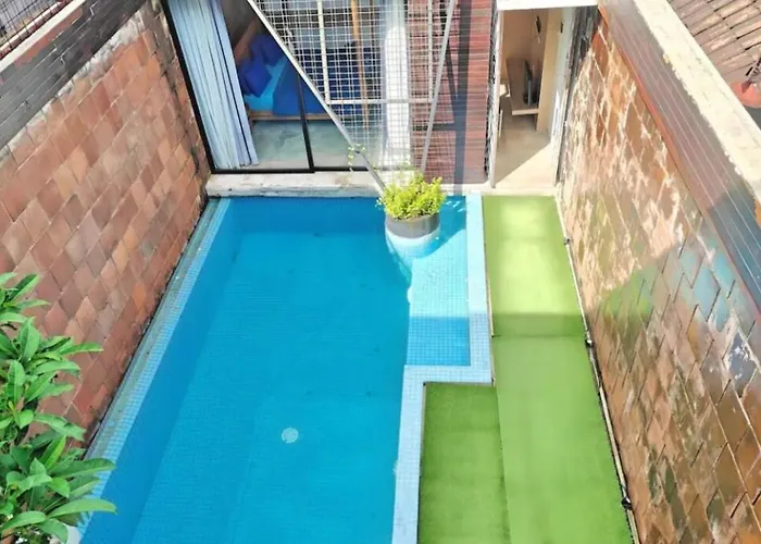 Large 3br With Pool & Wi-fi