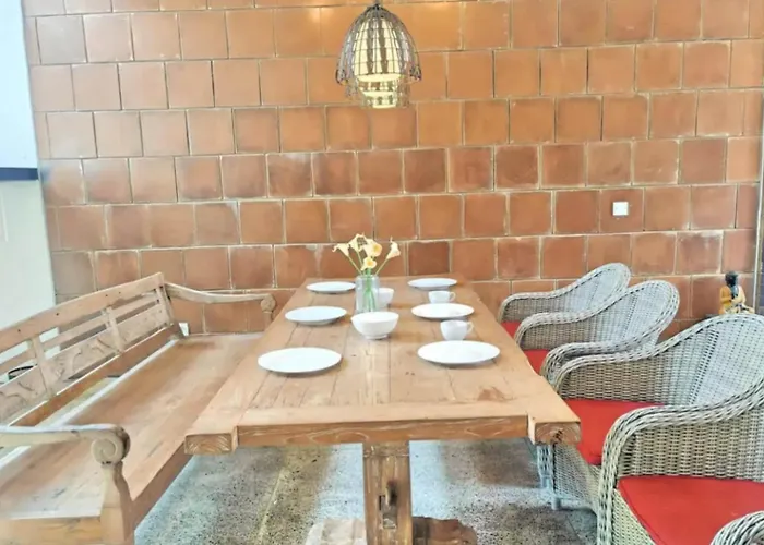 Large 3br With Pool & Wi-fi *