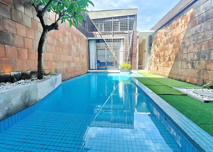 Large 3br With Pool & Wi-fi جيمباران